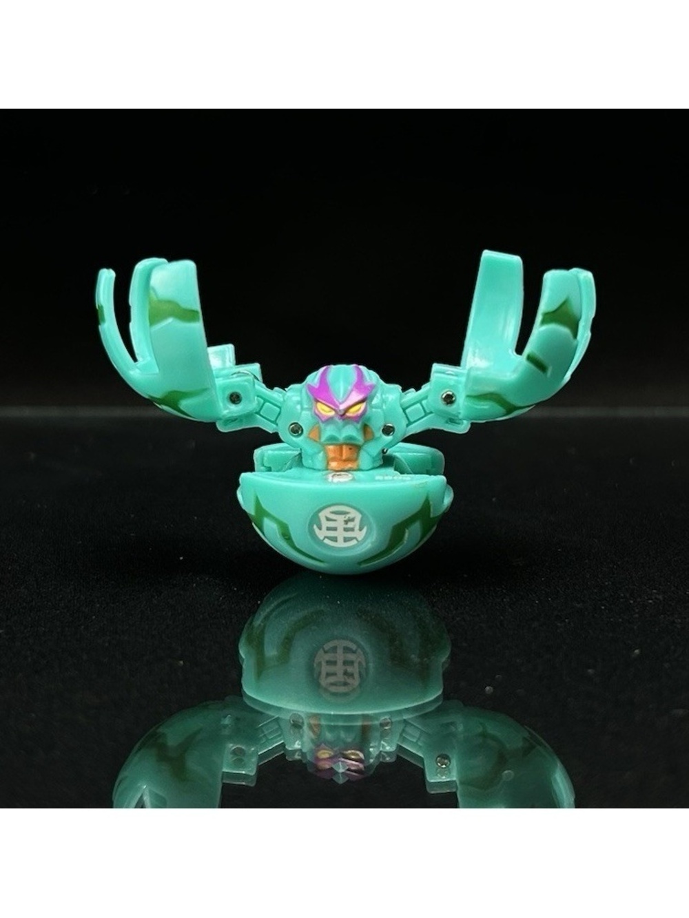 Bakugan Fear Ripper 300G Green Ventus B1 Classic Battle Brawlers
